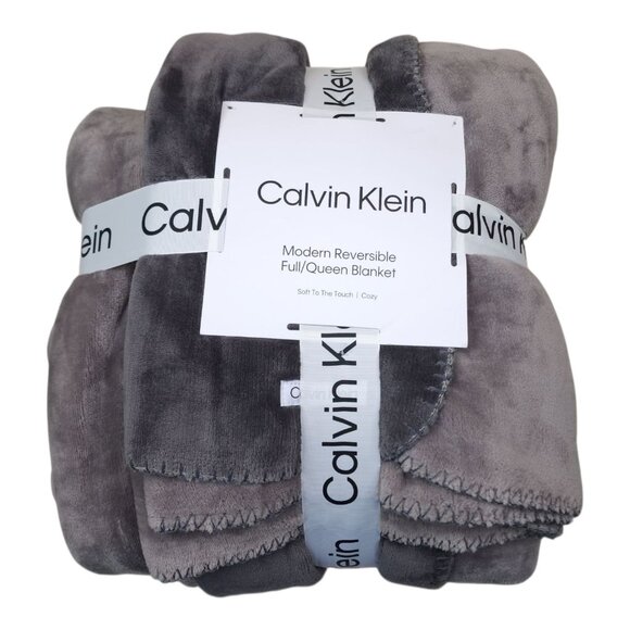Calvin Klein Modern Reversible Full/Queen Blanket  Soft & Cozy 90"x90" Lush Grey - Picture 10 of 10